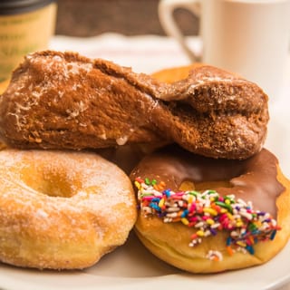 3 Donuts